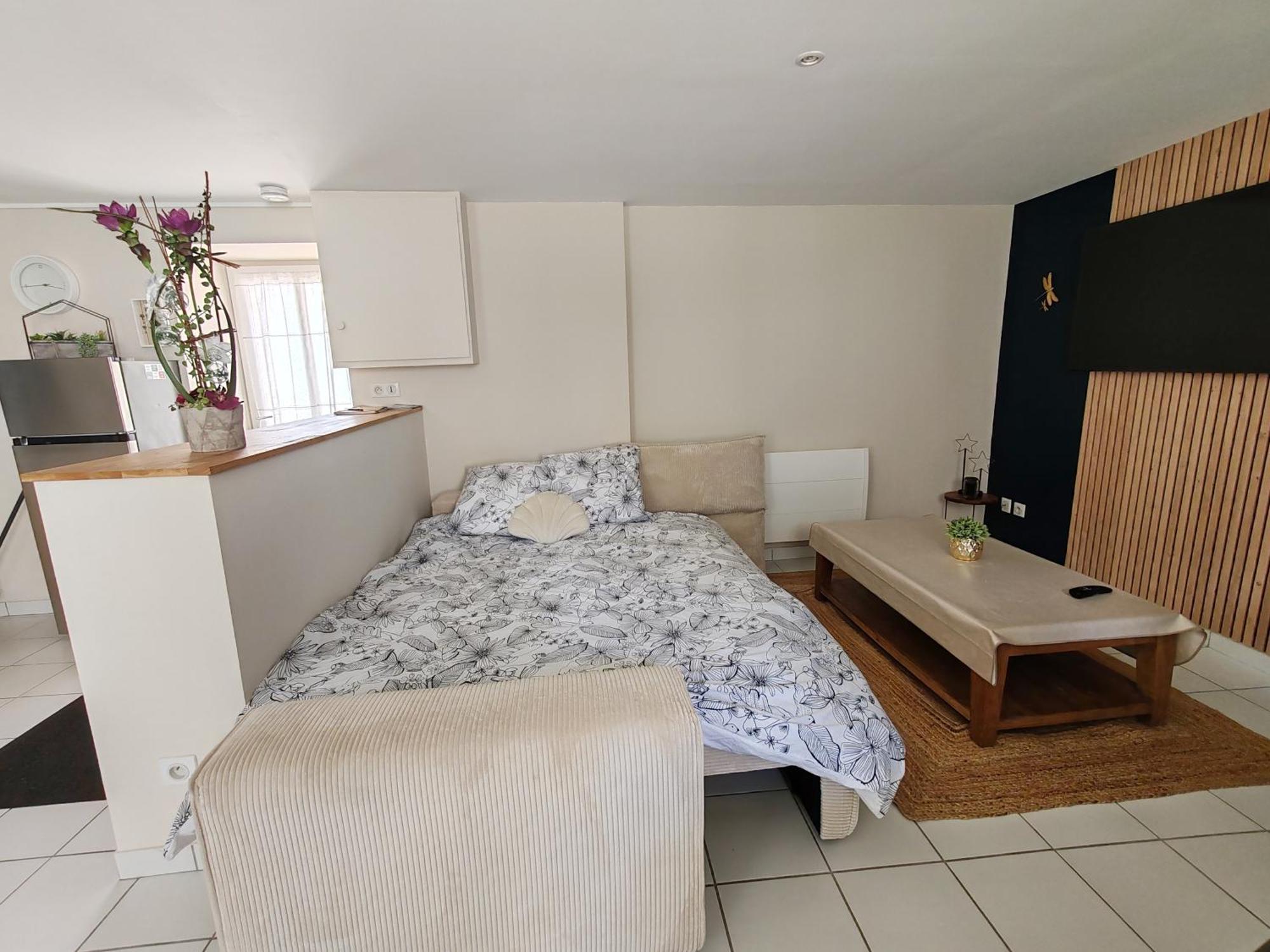 Jolie Maison Au 34 Centre-Ville Angouleme Exterior photo